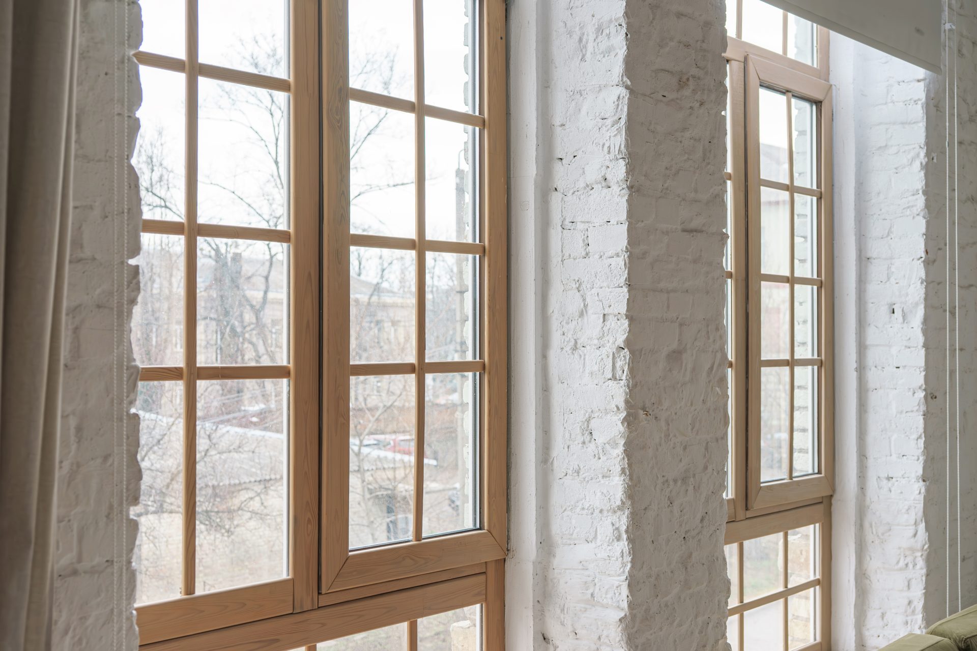 Exploring the Benefits of Timber Windows