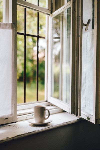 Is It Time to Call a Sash Window Specialist? Key Signs You Need New Windows                 
