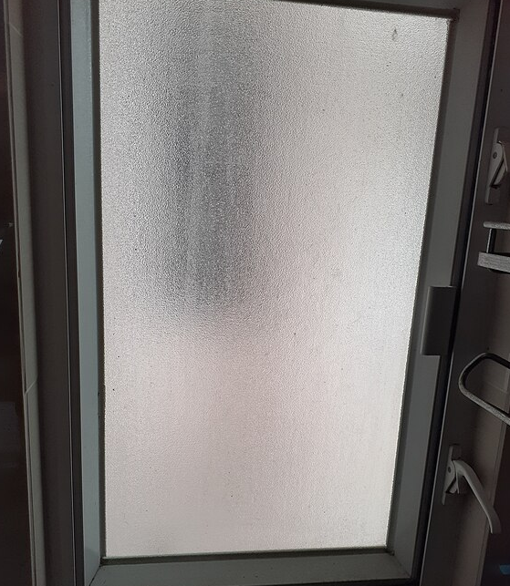 Frosted_glass_premier_windows_south_london